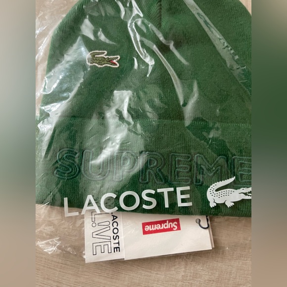 Authentic dead stock & Brand New with Tags: Supreme Green Lacoste Beanie, FW19 - Picture 3 of 6